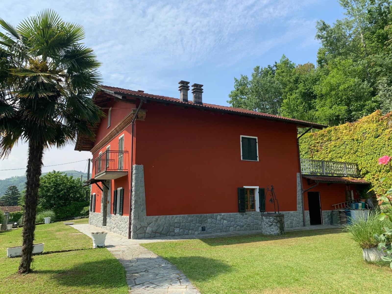 Bricco Nebbiolo Apartment Neviglie Екстериор снимка